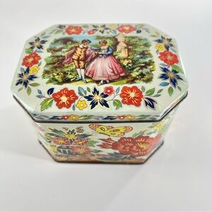 Daher England Octagon Floral Hinged Tin Trinket Box